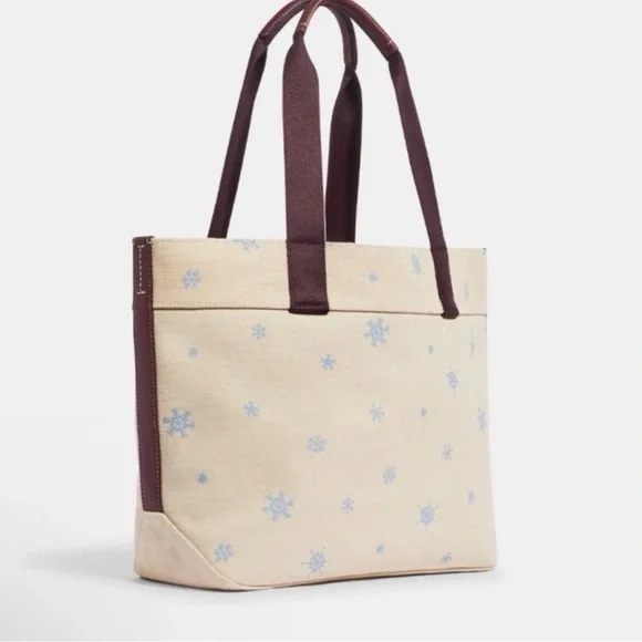 Coach X Peanuts Snoopy & Woodstock Ice Christmas Lights Tote Canvas - Picture 2 of 7